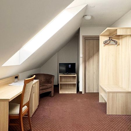 Motel DB2000 Biłgoraj Buitenkant foto