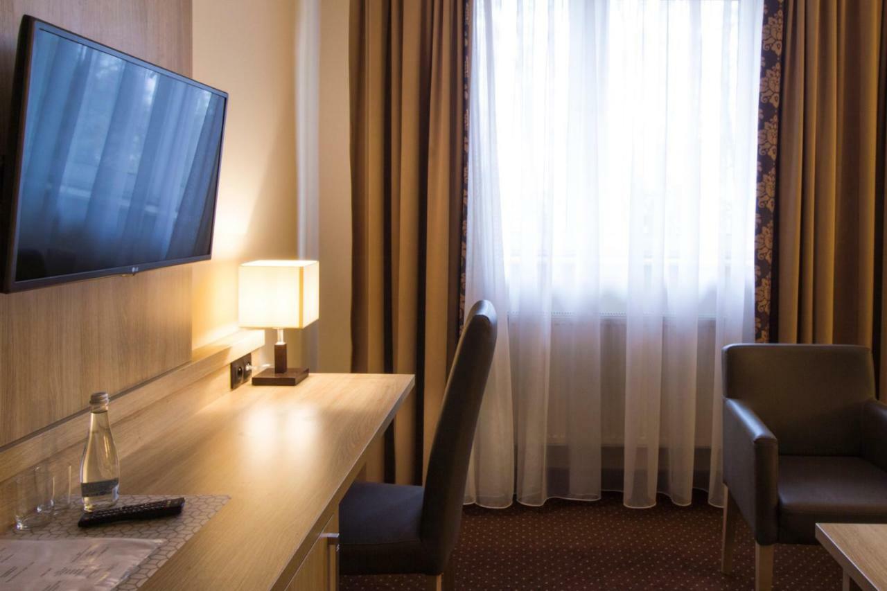 Motel DB2000 Biłgoraj Buitenkant foto