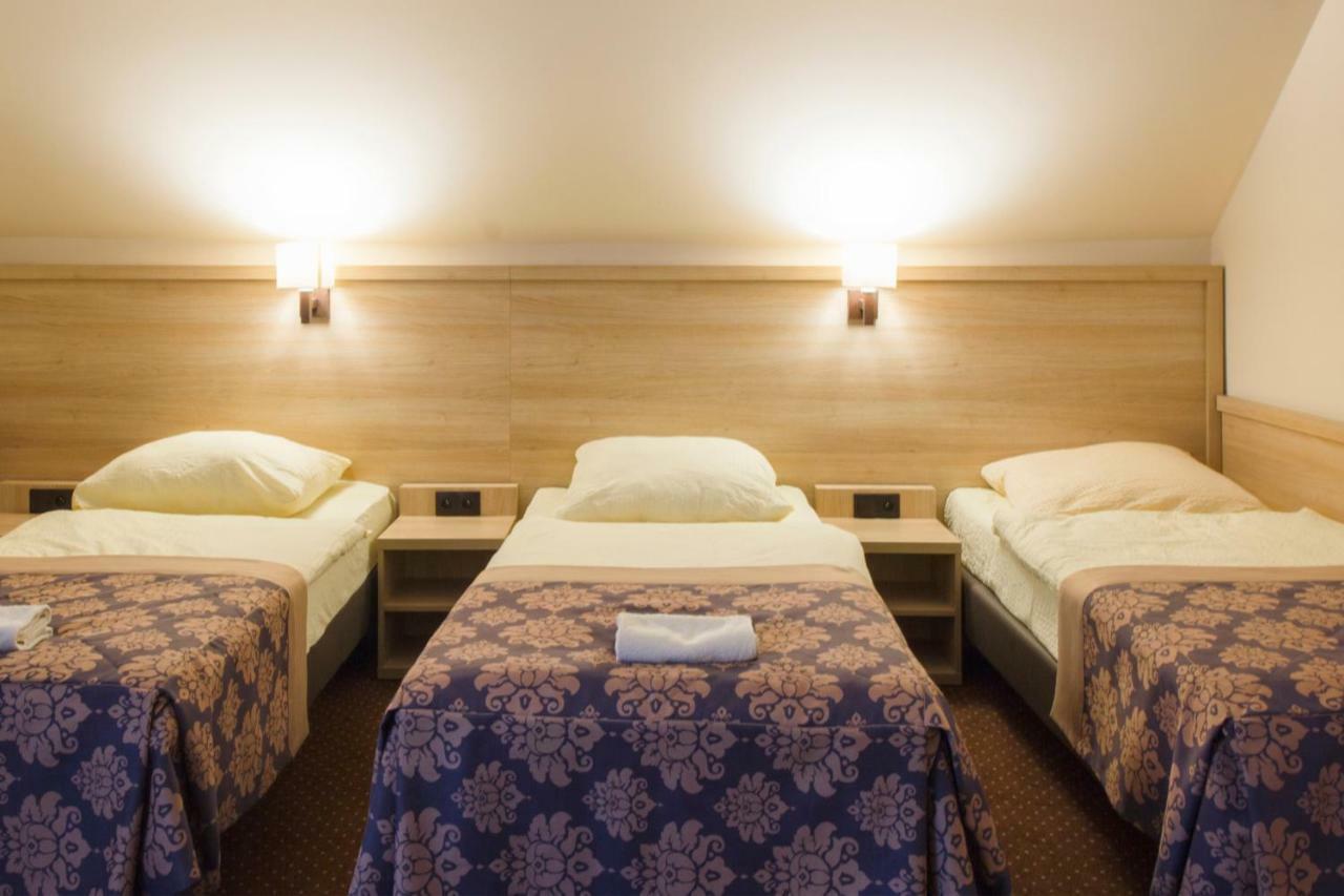 Motel DB2000 Biłgoraj Buitenkant foto